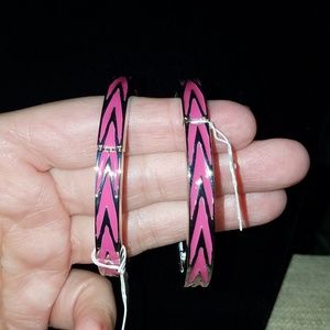 LIA SOPHIA - NWT - Zenith stretch bracelet, fuscia